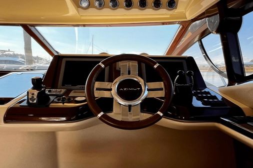 Azimut 47 Flybridge image