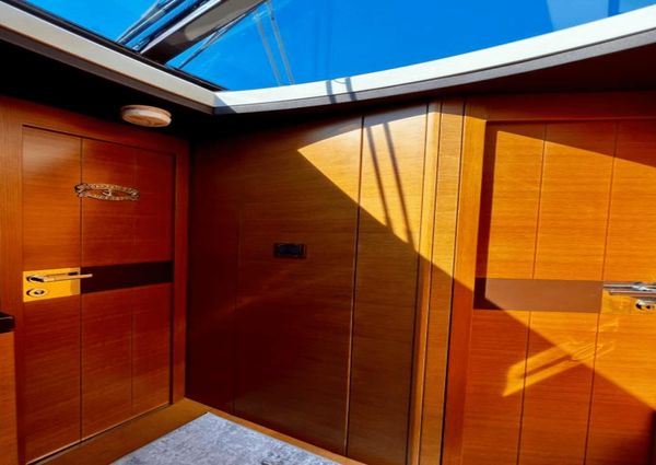 Azimut 47 Flybridge image