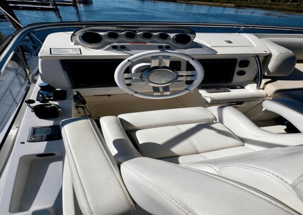 Azimut 47 Flybridge image