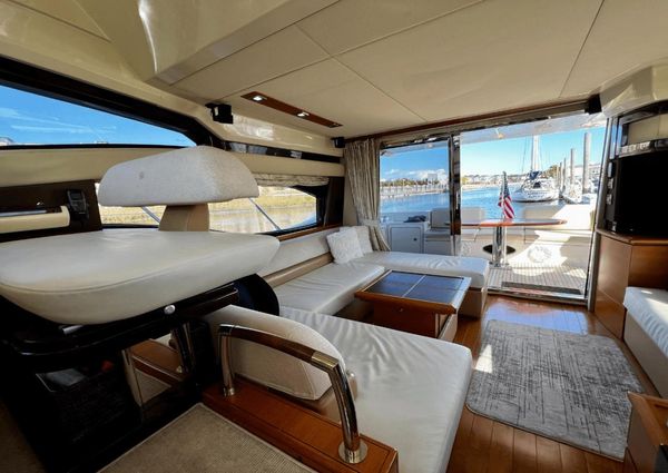 Azimut 47 Flybridge image