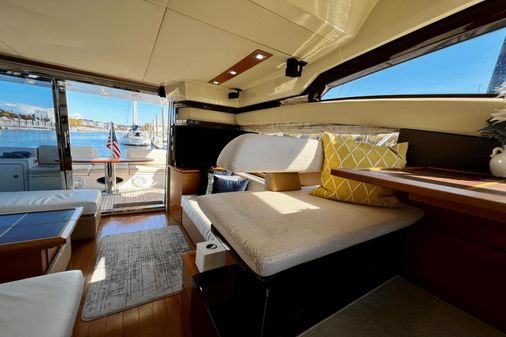 Azimut 47 Flybridge image