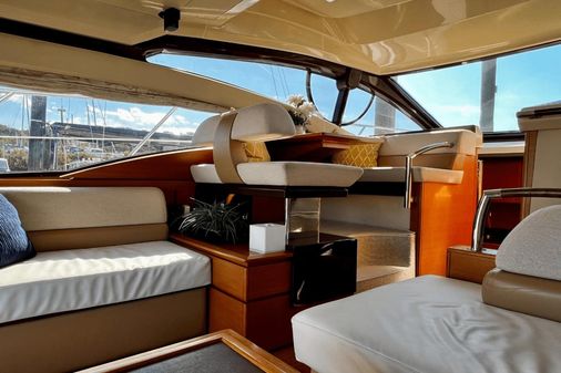 Azimut 47 Flybridge image