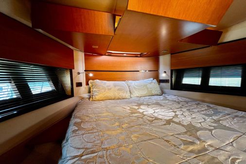 Azimut 47 Flybridge image