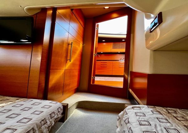 Azimut 47 Flybridge image