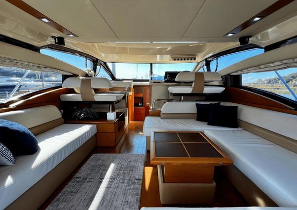 Azimut 47 Flybridge image