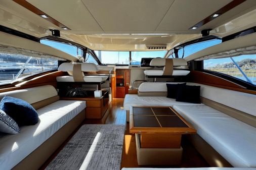 Azimut 47 Flybridge image