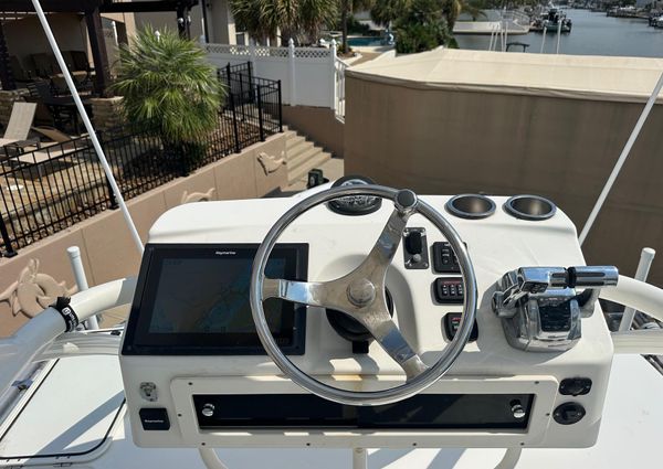 Boston Whaler 370 Outrage image