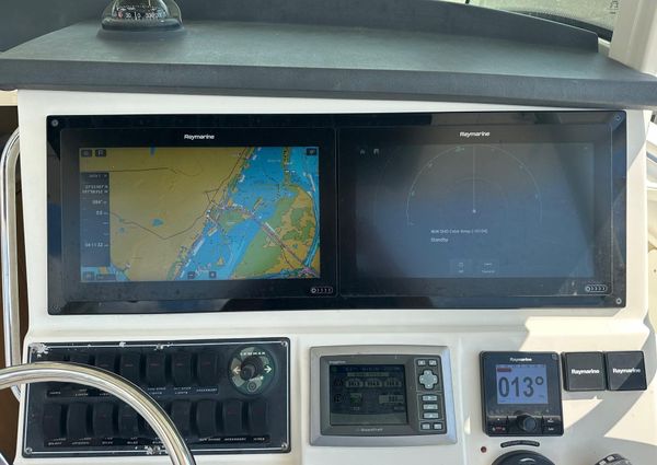 Boston Whaler 370 Outrage image