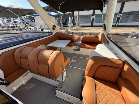 Sunseeker Tomahawk 41 image