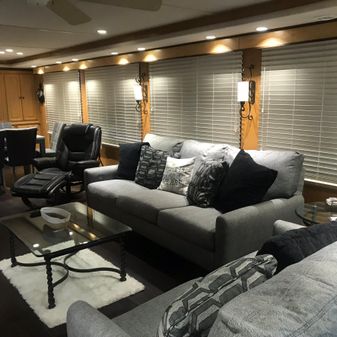 Sumerset 18 X 82 Houseboat image