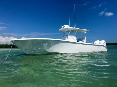 Yellowfin 32 Offshore image