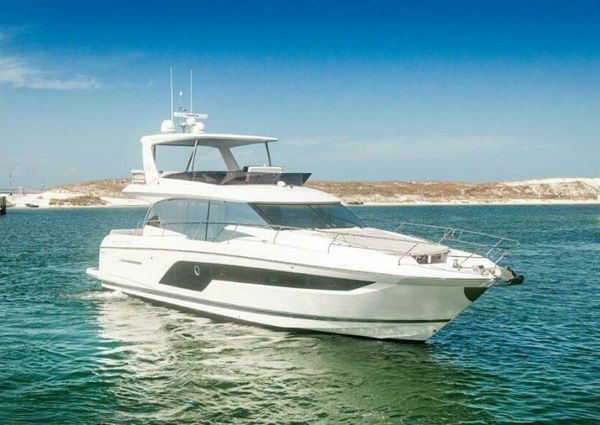 Prestige 590 flybridge image