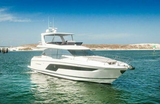 Prestige 590 flybridge image