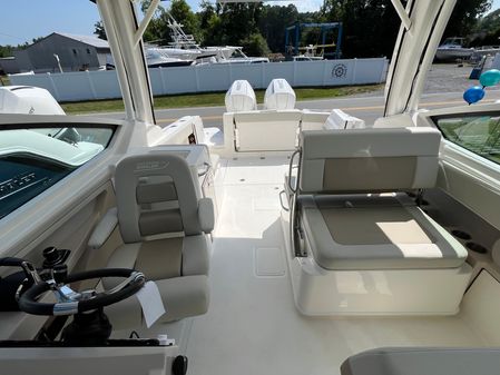 Boston Whaler 280 Vantage image