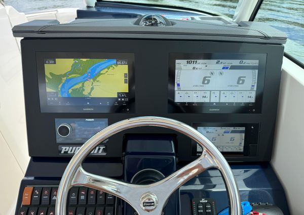 Pursuit DC 295 Dual Console image