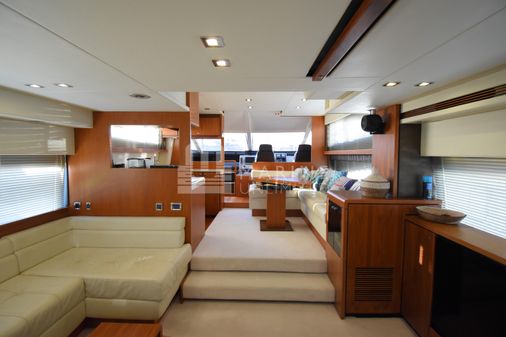 Fairline SQUADRON-58 image