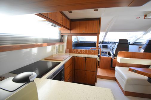 Fairline SQUADRON-58 image