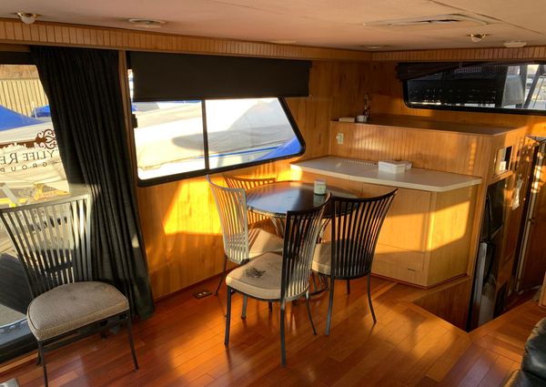Gibson 50 Cabin Yacht image