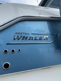 Boston Whaler 35 REALM image