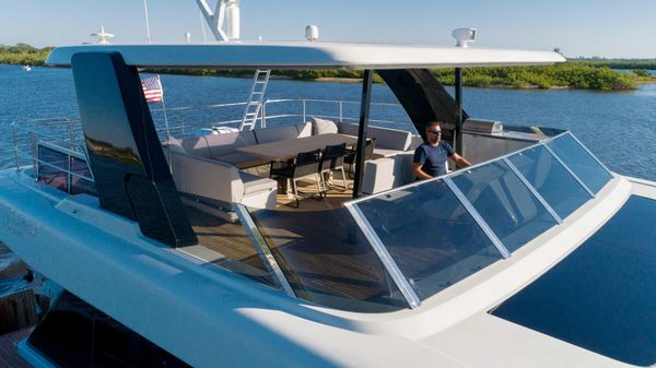 Sunreef Power Caterman image