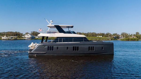 Sunreef Power Caterman image