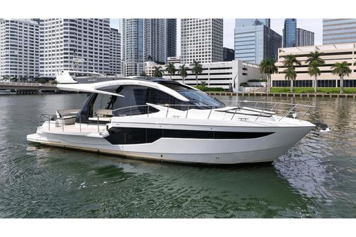 Galeon 510 Sky image