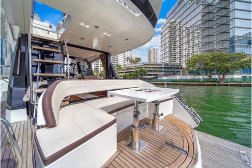 Galeon 510 Sky image