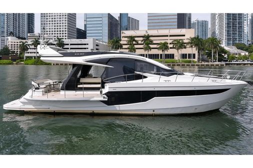 Galeon 510 Sky image