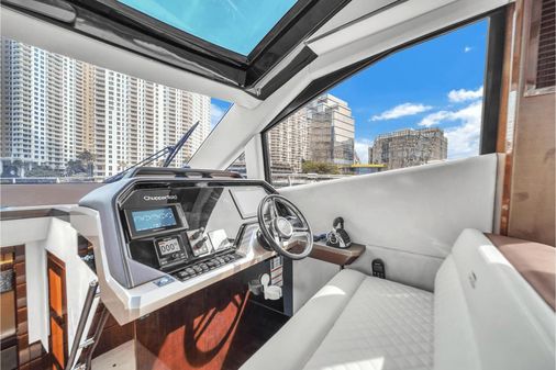 Galeon 510 Sky image