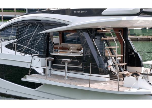 Galeon 510 Sky image