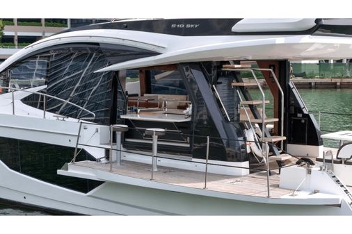 Galeon 510 Sky image