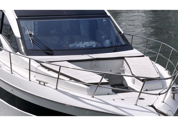 Galeon 510 Sky image