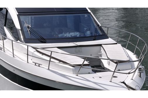 Galeon 510 Sky image