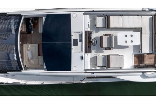 Galeon 510 Sky image