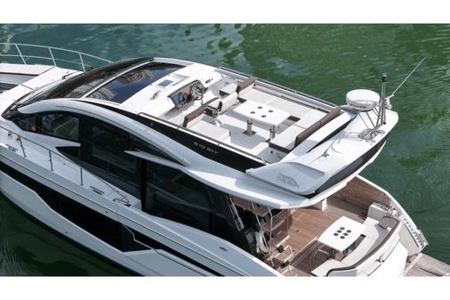 Galeon 510 Sky image