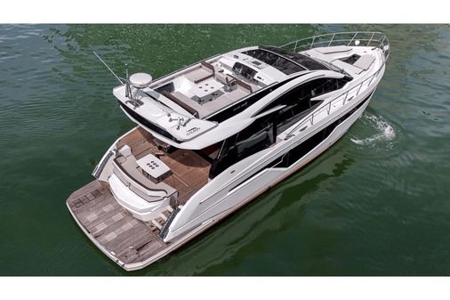 Galeon 510 Sky image