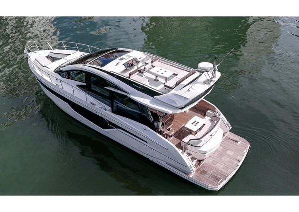 Galeon 510 Sky image