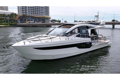 Galeon 510 Sky image