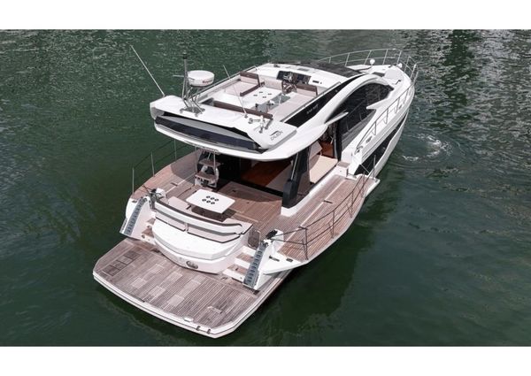 Galeon 510 Sky image