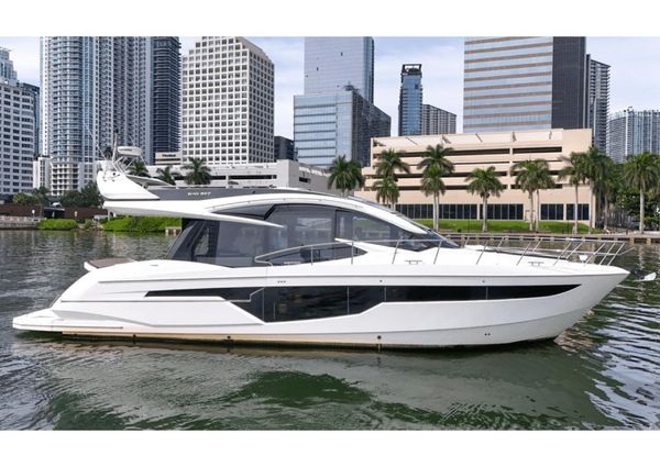 Galeon 510 Sky image