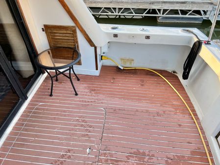 Mainship 34 III image