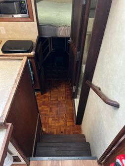 Mainship 34 III image