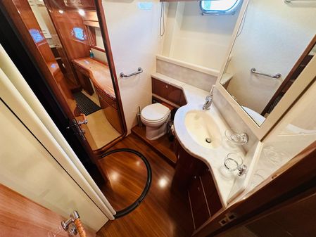 Ferretti Yachts 760 image