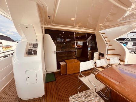 Ferretti Yachts 760 image