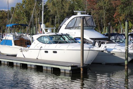 Tiara 3500 Sovran image