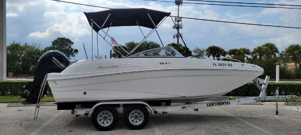 Hurricane SunDeck 217 OB 
