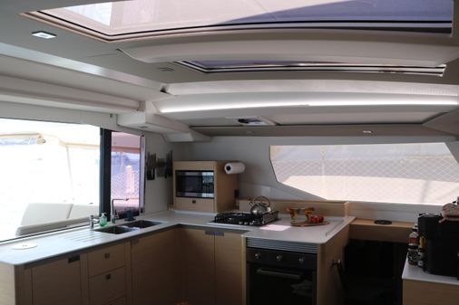 Fountaine Pajot Tanna 47 image