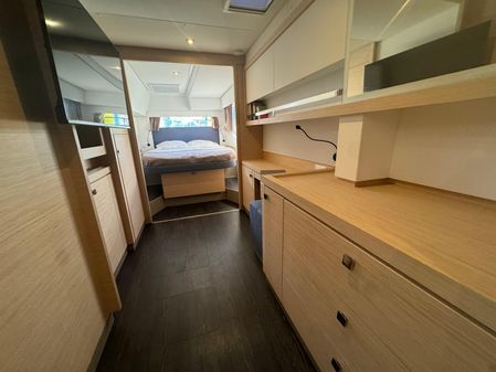 Fountaine Pajot Tanna 47 image