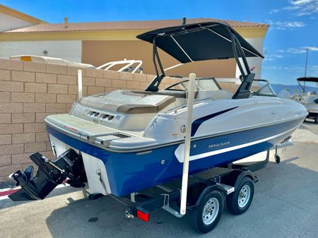 Bayliner 215-DECK-BOAT image