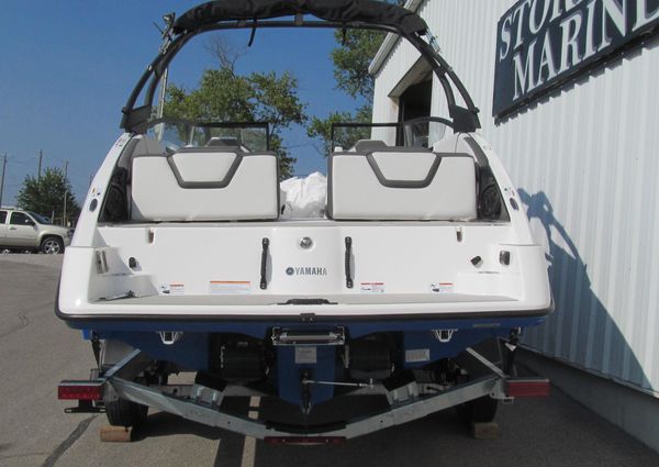 Yamaha-boats AR250 image